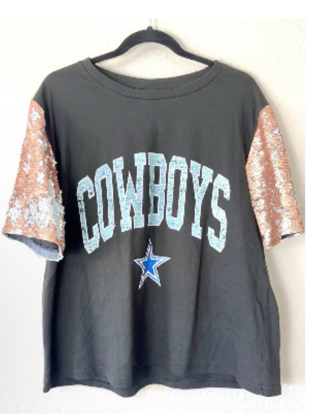 Women’s Cowboys Black Tee with Rose Gold Sequin Sleeves